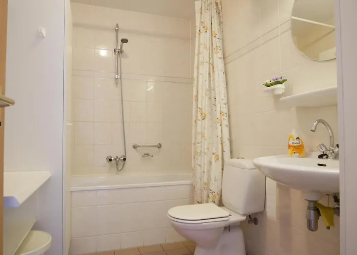 Badhotel 아파트 칼란트소그